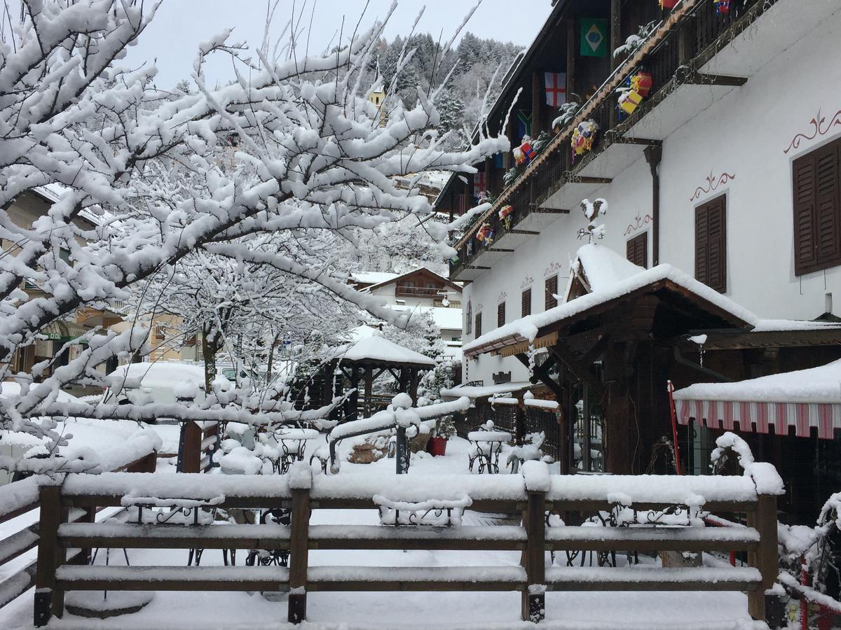 Hotel Ancora Castello-Molina di Fiemme Ngoại thất bức ảnh